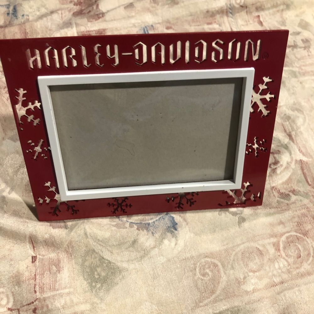 Harley Davidson Metal Picture Frame 6x4
Snowflakes Winter